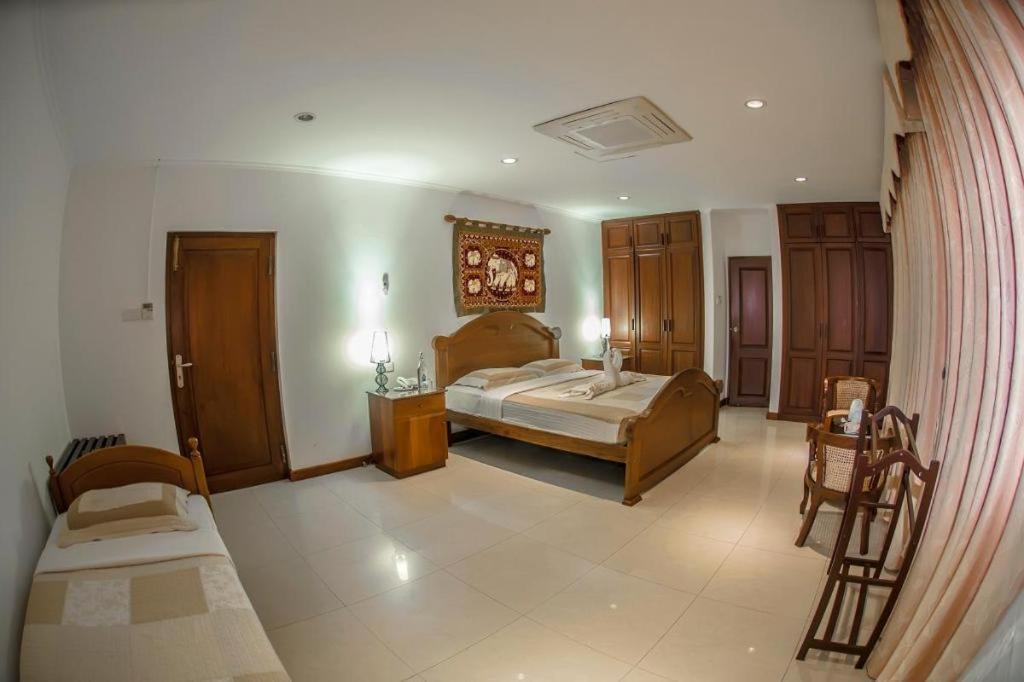 Hotel Villa Viana Маравила Экстерьер фото