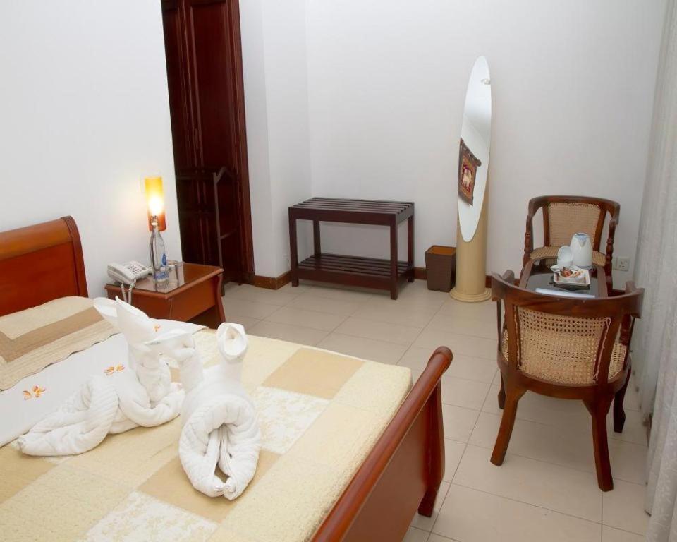 Hotel Villa Viana Маравила Экстерьер фото